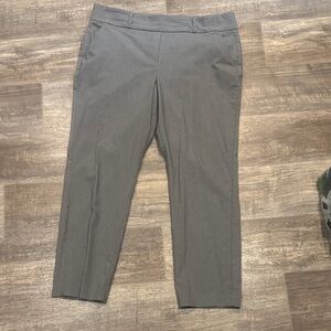Vera Wang tapered trouser’s